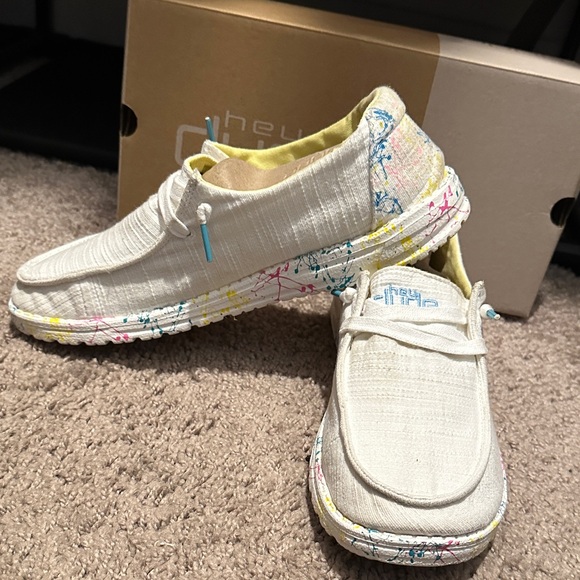 Hey Dude Women's Cream Sneakers with Colorful Trim - Picture 5 of 6